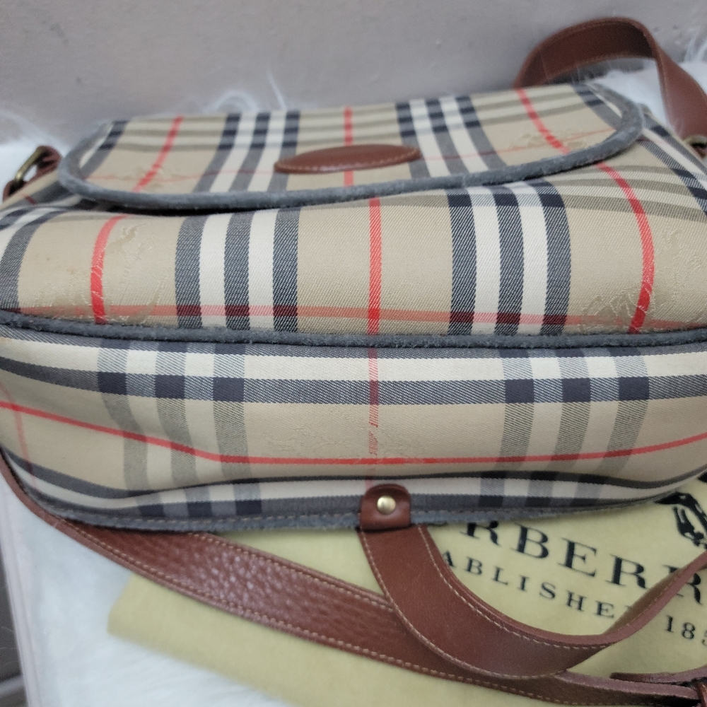 100% Authentic vintage Burberrys nova check crossbody bag - Picture 14 of 16